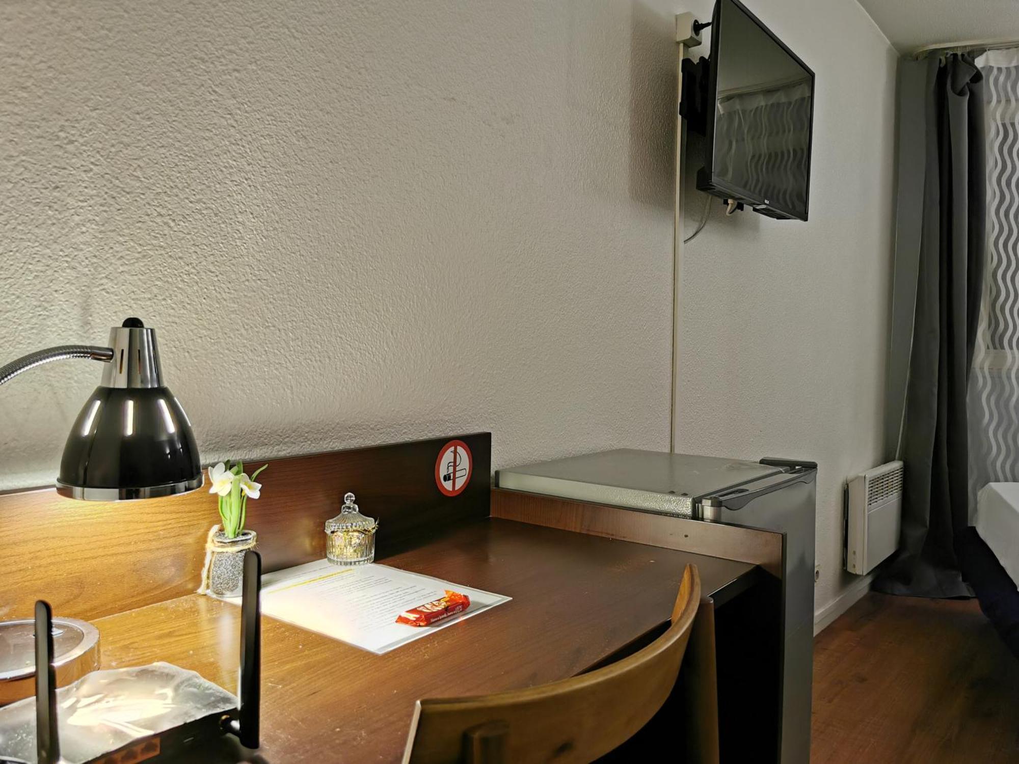 Appart Hotel La Defense Courbevoie Bagian luar foto